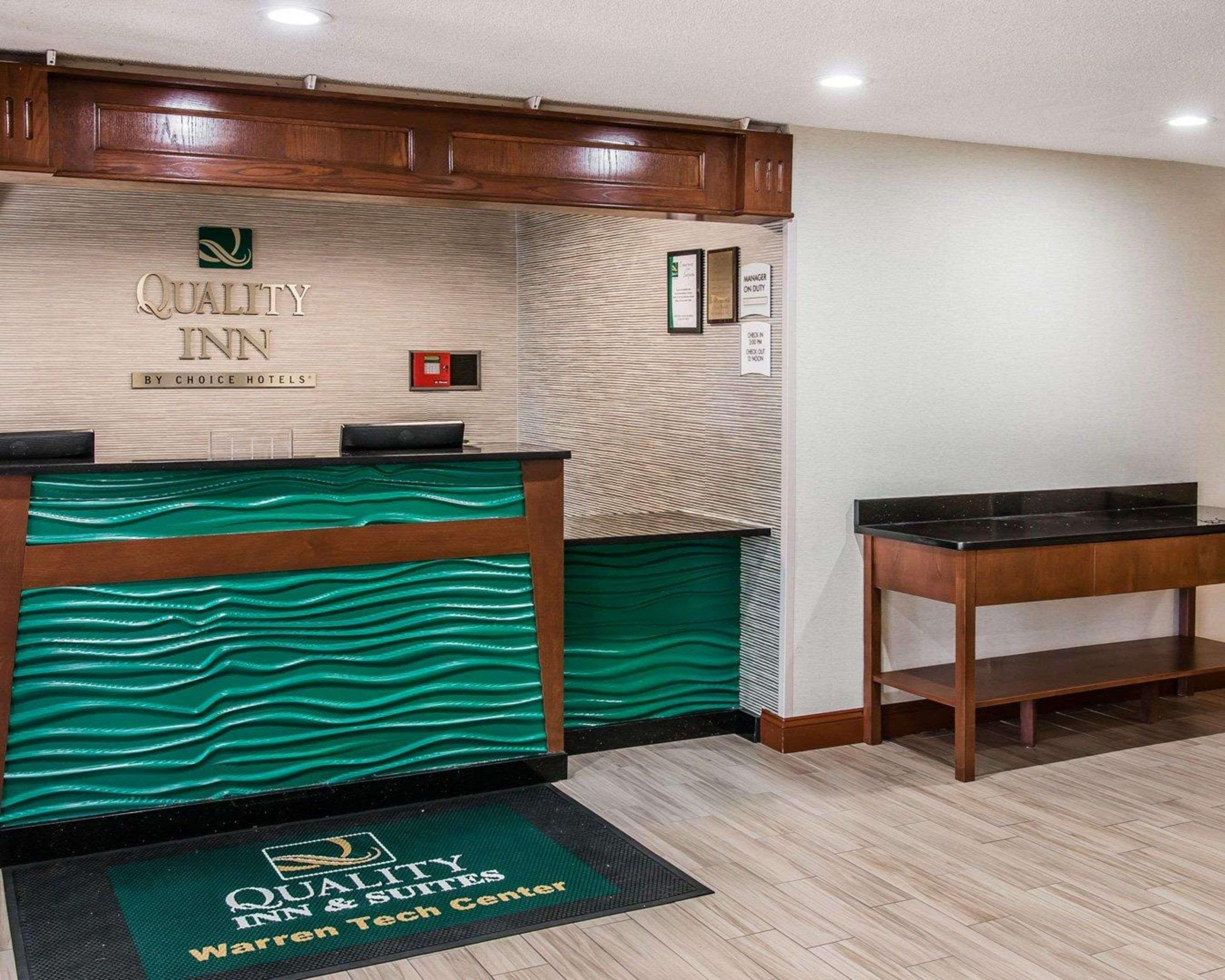 Quality Inn & Suites Warren - Detroit Dış mekan fotoğraf