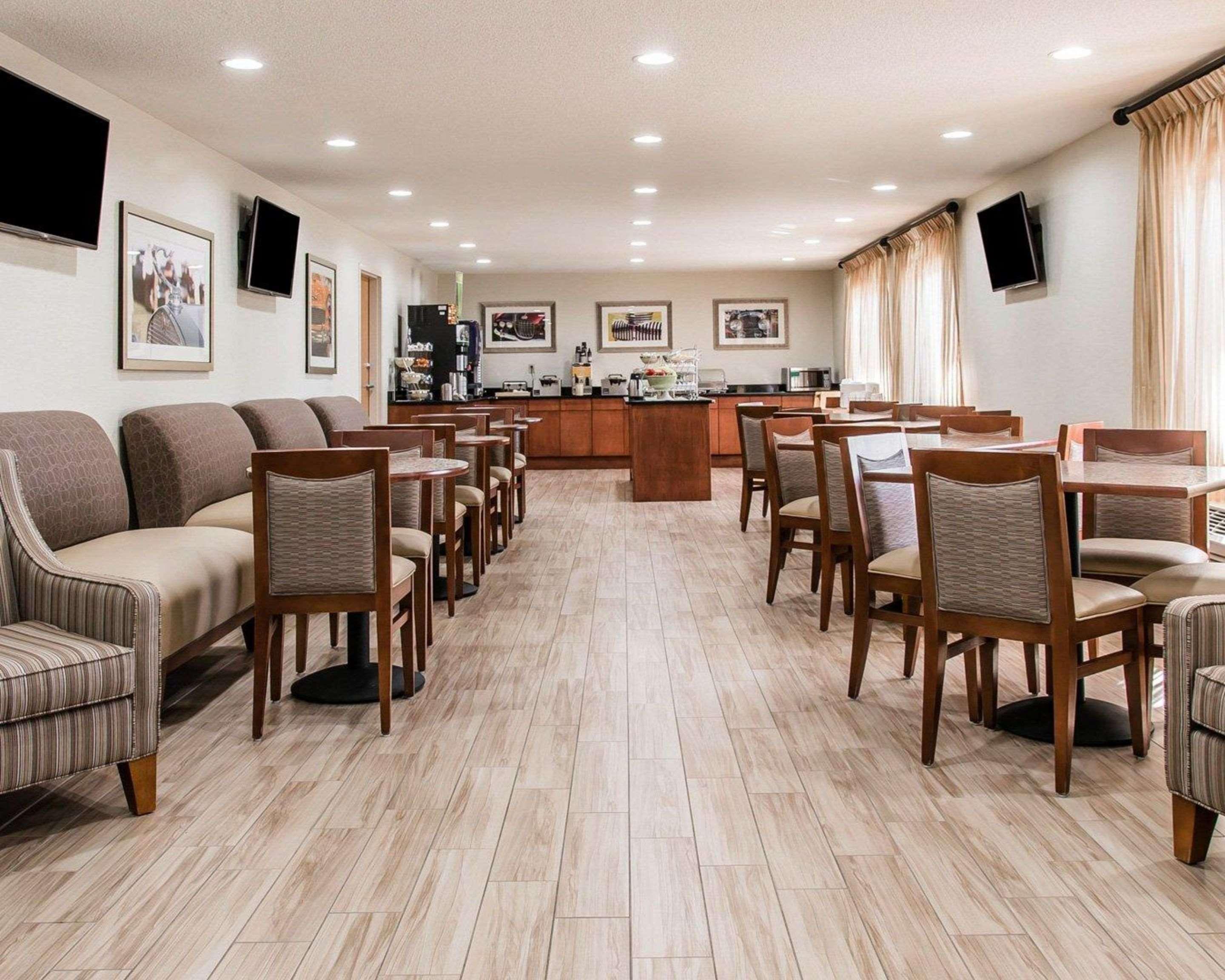 Quality Inn & Suites Warren - Detroit Dış mekan fotoğraf