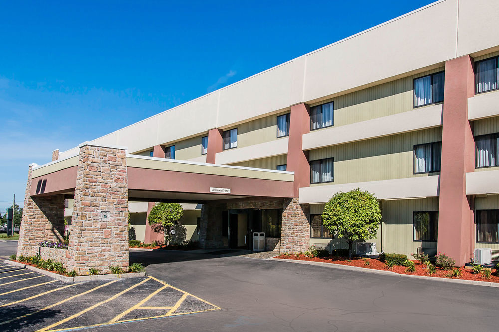 Quality Inn & Suites Warren - Detroit Dış mekan fotoğraf