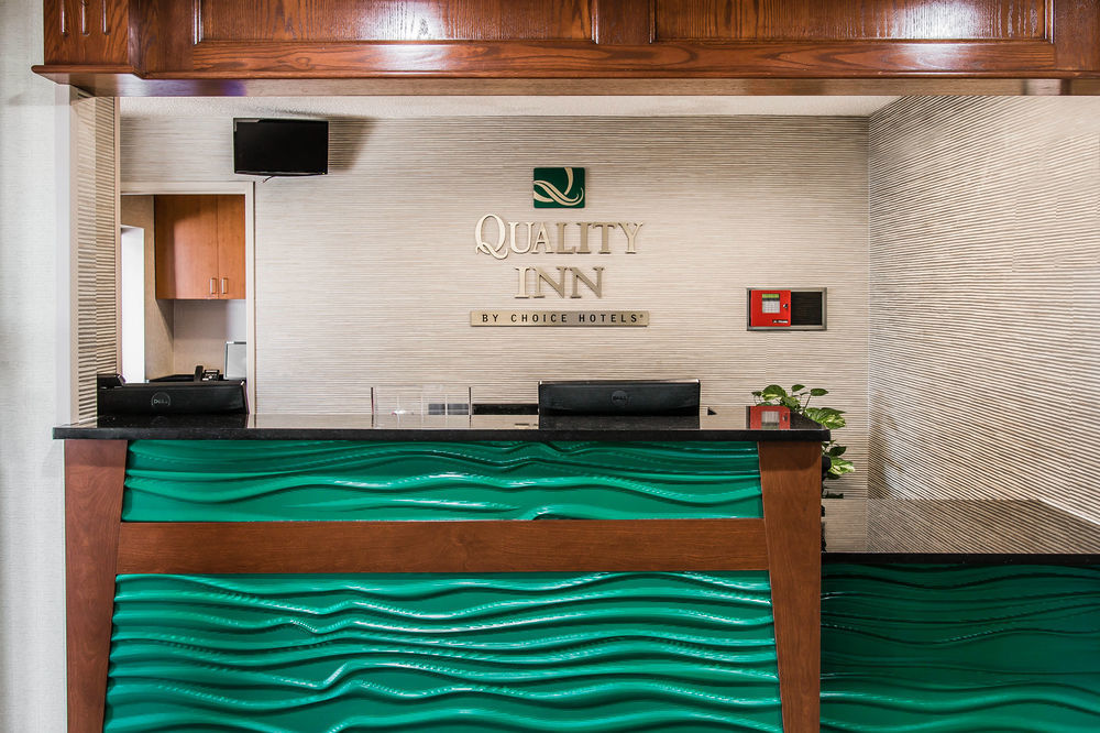 Quality Inn & Suites Warren - Detroit Dış mekan fotoğraf
